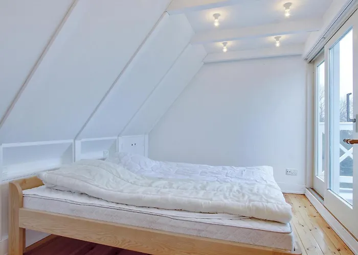 In With Sauna *
